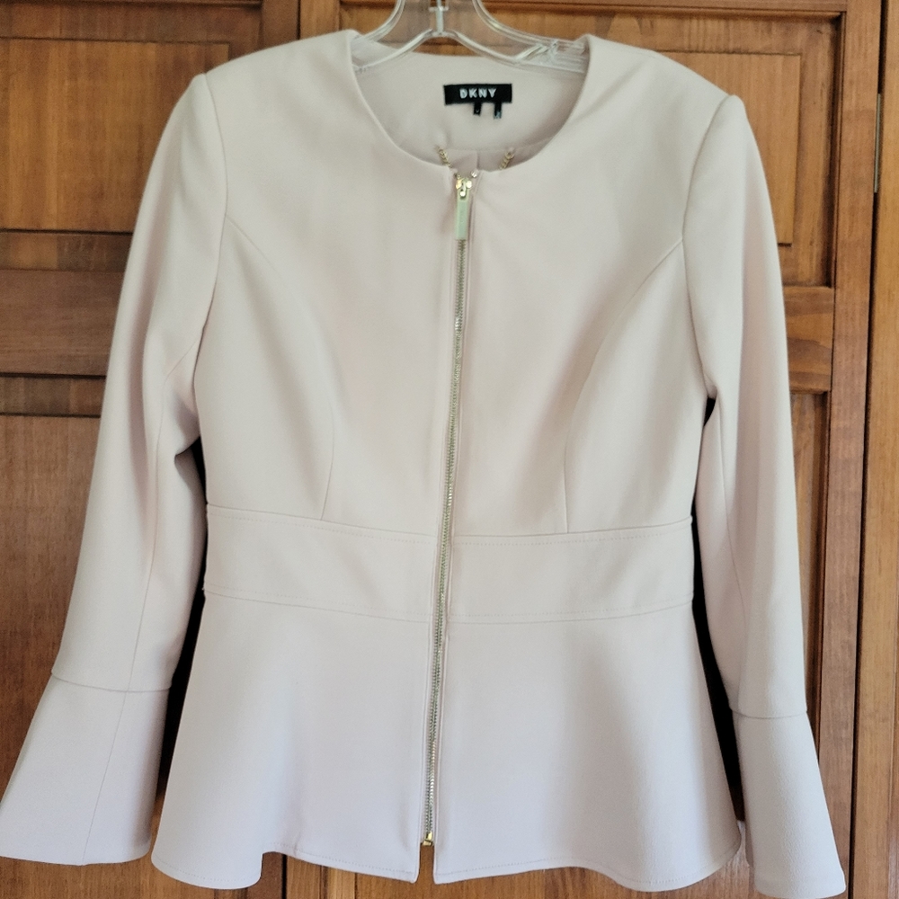 DKNY pink blazer size 4